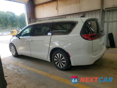 Drugie zdjęcie samochodu z przodu: 2024 CHRYSLER PACIFICA HYBRID SELECT VIN:2C4RC1S72RR123803 - miniatura