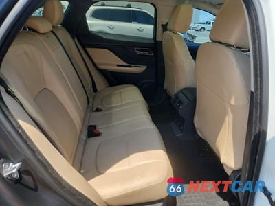 Zdjęcie 11 z 13 samochodu: 2017 JAGUAR F-PACE PREMIUM VIN:SADCJ2BVXHA893996 - miniatura