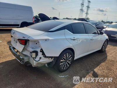 Trzecie zdjęcie samochodu z tyłu: 2024 NISSAN ALTIMA SV VIN:1N4BL4DV8RN386511 - miniatura
