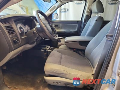 Zdjęcie 7 z 12 samochodu: 2008 DODGE DAKOTA QUAD SLT VIN:1D7HE48K58S500582 - miniatura