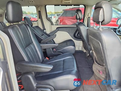Zdjęcie 11 z 13 samochodu: 2013 CHRYSLER TOWN & COUNTRY TOURING L VIN:2C4RC1CG6DR723036 - miniatura