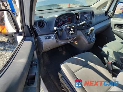 Zdjęcie 8 z 13 samochodu: 2014 NISSAN NV200 DELIVERY VAN VIN:3N6CM0KN9EK700722 - miniatura