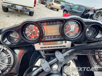 Zdjęcie 9 z 10 samochodu: 2018 KAWASAKI VN1700 K VIN:JKBVNRK18JA014070 - miniatura