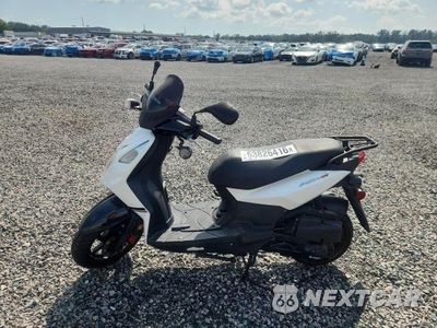 Trzecie zdjęcie samochodu z tyłu: 2019 LANCE SCOOTER VIN:RFGBS1HE7KXAW2546 - miniatura