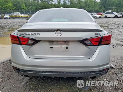 Zdjęcie 6 z 12 samochodu: 2019 NISSAN ALTIMA SR VIN:1N4BL4CV3KC128173 - miniatura