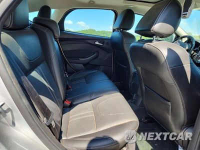 Zdjęcie 10 z 12 samochodu: 2014 FORD FOCUS TITANIUM VIN:1FADP3N24EL409932 - miniatura