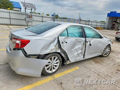 Trzecie zdjęcie samochodu z tyłu: 2014 TOYOTA CAMRY XLE V6 VIN:4T1BK1FK3EU540052 - miniatura