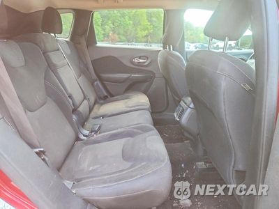 Zdjęcie 11 z 14 samochodu: 2015 JEEP CHEROKEE LATITUDE VIN:1C4PJLCS8FW655636 - miniatura