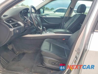 Zdjęcie 7 z 12 samochodu: 2013 BMW X5 XDRIVE35I VIN:5UXZV4C56D0B01381 - miniatura