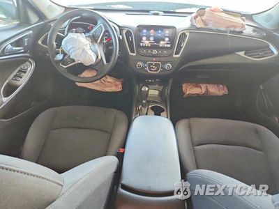 Zdjęcie 8 z 12 samochodu: 2019 CHEVROLET MALIBU LS VIN:1G1ZB5ST5KF218630 - miniatura