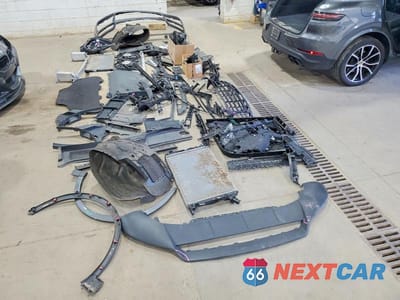 Zdjęcie 13 z 14 samochodu: 2020 PORSCHE CAYENNE E HYBRID COUPE VIN:WP1BE2AY1LDA55238 - miniatura