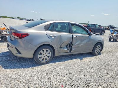 Trzecie zdjęcie samochodu z tyłu: 2022 KIA RIO S VIN:3KPA24AD6NE462021 - miniatura