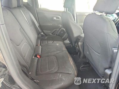 Zdjęcie 11 z 14 samochodu: 2020 JEEP RENEGADE LATITUDE VIN:ZACNJBBB7LPL69513 - miniatura