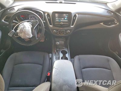 Zdjęcie 8 z 12 samochodu: 2017 CHEVROLET MALIBU LS VIN:1G1ZC5ST8HF254088 - miniatura