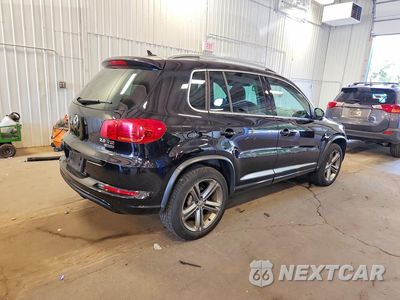 Trzecie zdjęcie samochodu z tyłu: 2017 VOLKSWAGEN TIGUAN SPORT VIN:WVGUV7AXXHK017083 - miniatura
