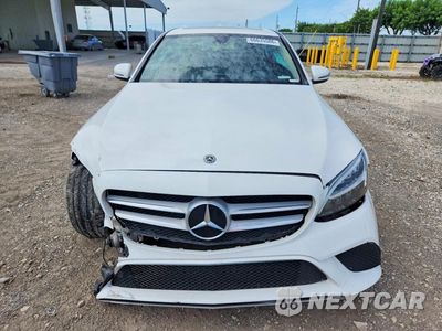 Piąte zdjęcie samochodu w środku: 2019 MERCEDES-BENZ C 300 VIN:55SWF8DBXKU297137 - miniatura