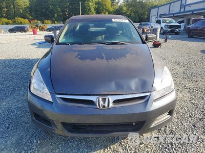 Piąte zdjęcie samochodu w środku: 2006 HONDA ACCORD LX VIN:1HGCM56446A159438 - miniatura