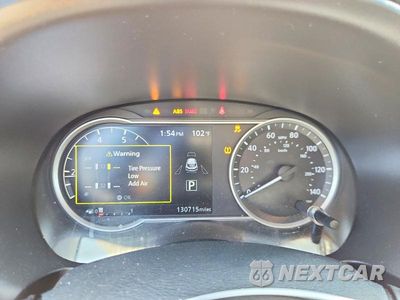Zdjęcie 9 z 12 samochodu: 2018 NISSAN KICKS SR VIN:3N1CP5CU3JL540048 - miniatura