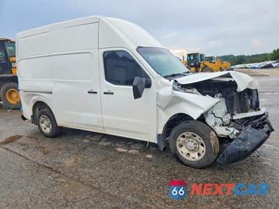 Czwarte zdjęcie samochodu z boku: 2021 NISSAN NV 2500 HD SV VIN:1N6BF0LY4MN808768 - miniatura