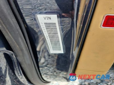 Zdjęcie 13 z 13 samochodu: 2006 BENTLEY CONTINENTAL FLYING SPUR VIN:SCBBR53W46C036411 - miniatura