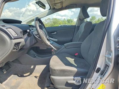 Zdjęcie 7 z 13 samochodu: 2010 TOYOTA PRIUS II VIN:JTDKN3DU8A0045620 - miniatura