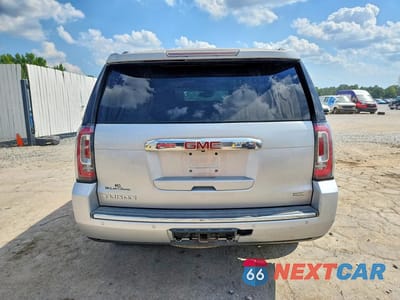 Zdjęcie 6 z 13 samochodu: 2015 GMC YUKON DENALI VIN:1GKS2CKJ4FR265779 - miniatura