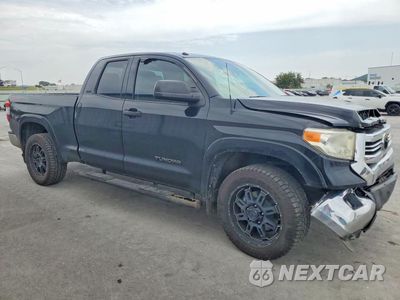 Czwarte zdjęcie samochodu z boku: 2016 TOYOTA TUNDRA SR5 VIN:5TFRM5F16GX105474 - miniatura