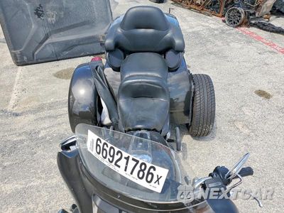 Piąte zdjęcie samochodu w środku: 2020 HARLEY-DAVIDSON FLHTCUTG VIN:1HD1MAF13LB852638 - miniatura
