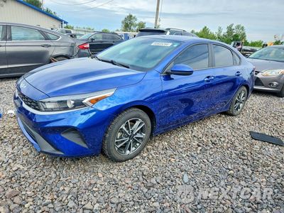 2022 KIA FORTE LXS 3KPF24AD3NE437146 - główne zdjęcie licytacji z USA - miniatura