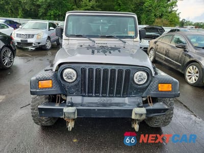 Piąte zdjęcie samochodu w środku: 2001 JEEP WRANGLER / TJ SPORT VIN:1J4FA49S41P300226 - miniatura