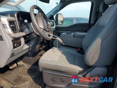 Zdjęcie 7 z 12 samochodu: 2023 FORD F350 SUPER DUTY VIN:1FT8W3BT0PEC05065 - miniatura