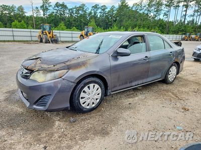 2014 TOYOTA CAMRY LE 4T1BF1FK5EU357885 - główne zdjęcie licytacji z USA - miniatura