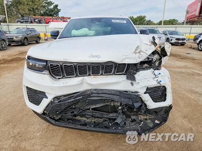 Piąte zdjęcie samochodu w środku: 2025 JEEP GRAND CHEROKEE LAREDO VIN:1C4RJHAG2SC271318 - miniatura