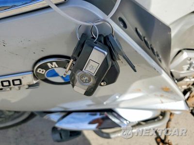 Zdjęcie 8 z 9 samochodu: 2014 BMW K1600 GTL VIN:WB1061309EZZ27515 - miniatura