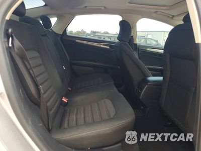 Zdjęcie 10 z 12 samochodu: 2019 FORD FUSION SE VIN:3FA6P0LU1KR105658 - miniatura