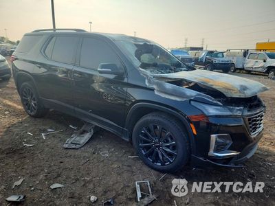 Czwarte zdjęcie samochodu z boku: 2023 CHEVROLET TRAVERSE RS VIN:1GNEVJKW2PJ128637 - miniatura