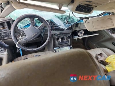 Zdjęcie 8 z 13 samochodu: 2004 GMC YUKON DENALI VIN:1GKEK63U74J251071 - miniatura