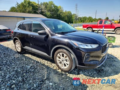 Czwarte zdjęcie samochodu z boku: 2023 FORD ESCAPE ACTIVE VIN:1FMCU0GN1PUA13826 - miniatura