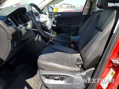 Zdjęcie 7 z 13 samochodu: 2021 VOLKSWAGEN TIGUAN SE VIN:3VV2B7AX6MM018286 - miniatura