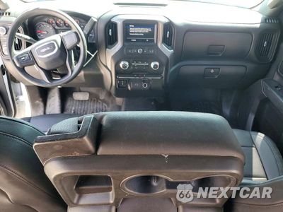 Zdjęcie 8 z 13 samochodu: 2020 GMC SIERRA K2500 HEAVY DUTY VIN:1GT49LE76LF290566 - miniatura