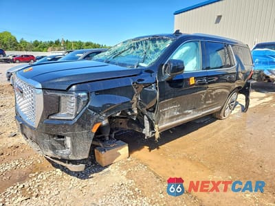 2021 GMC YUKON DENALI 1GKS2DKL1MR202630 - główne zdjęcie licytacji z USA - miniatura