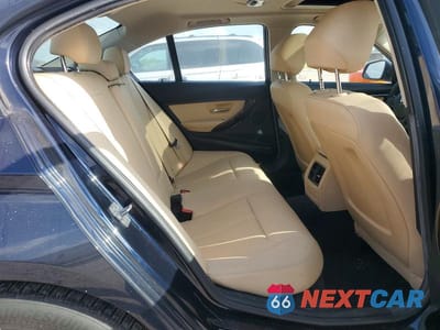 Zdjęcie 10 z 12 samochodu: 2017 BMW 320 VIN:WBA8E1G59HNU14966 - miniatura