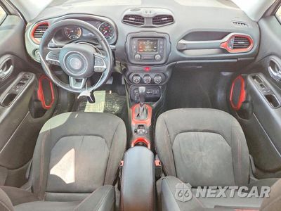 Zdjęcie 8 z 13 samochodu: 2017 JEEP RENEGADE TRAILHAWK VIN:ZACCJBCB2HPF26624 - miniatura