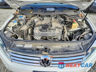 Zdjęcie 12 z 13 samochodu: 2016 VOLKSWAGEN TOUAREG SPORT VIN:WVGEF9BP9GD006400 - miniatura