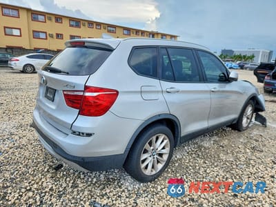 Trzecie zdjęcie samochodu z tyłu: 2016 BMW X3 SDRIVE28I VIN:5UXWZ7C53G0R33335 - miniatura