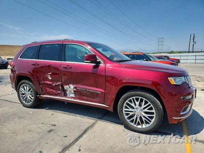 Czwarte zdjęcie samochodu z boku: 2017 JEEP GRAND CHEROKEE SUMMIT VIN:1C4RJFJG0HC845332 - miniatura