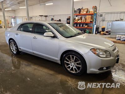 Czwarte zdjęcie samochodu z boku: 2012 CHEVROLET MALIBU LTZ VIN:1G1ZG5E71CF218240 - miniatura