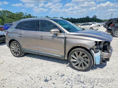 Czwarte zdjęcie samochodu z boku: 2019 LINCOLN NAUTILUS RESERVE VIN:2LMPJ6L90KBL35902 - miniatura