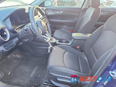 Zdjęcie 7 z 13 samochodu: 2019 KIA FORTE LXS VIN:3KPF24AD8KE073883 - miniatura