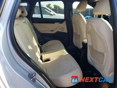 Zdjęcie 11 z 13 samochodu: 2017 BMW X1 XDRIVE28I VIN:WBXHT3Z39H4A54450 - miniatura